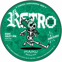Caja de 16 latas de Maiku Brewing Aniversario X, cerveza artesanal DDH Hazy IPA elaborada para el décimo aniversario de El Retrogusto es Mío.